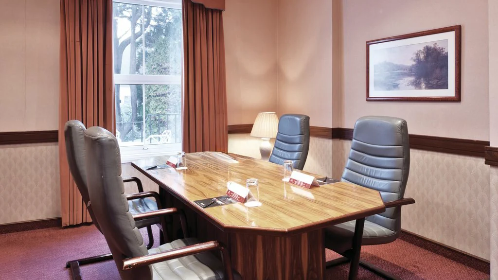 الفندق كوبثورن إيفنغهام بارك - كراولي